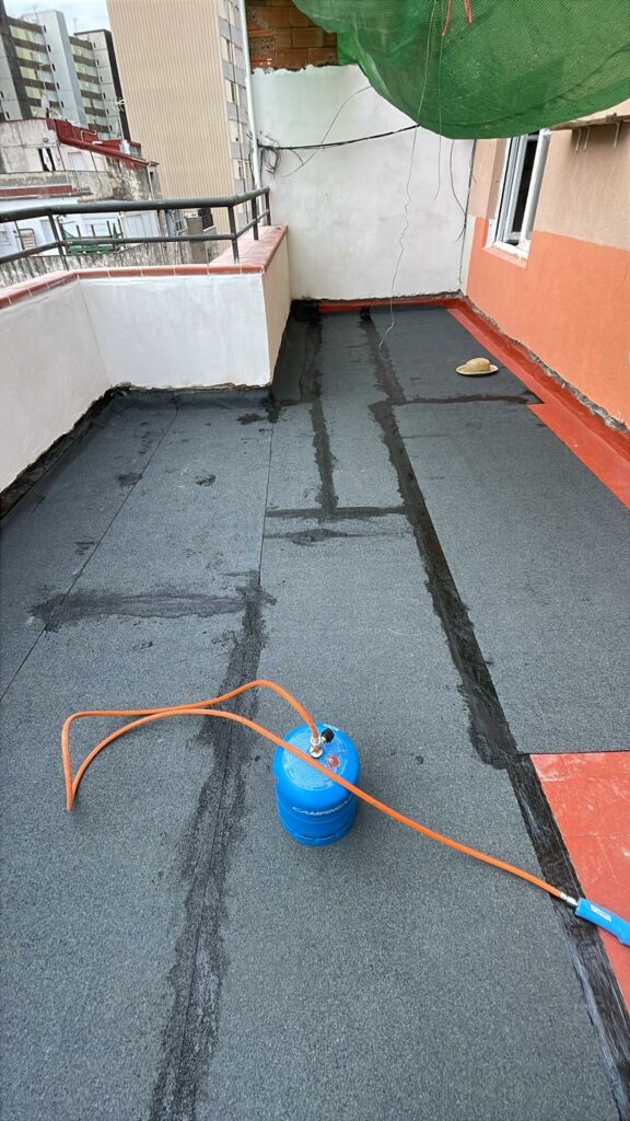 foto secundaria impermeabilización de terrazas en girona solución definitiva contra humedades y filtraciones (20)