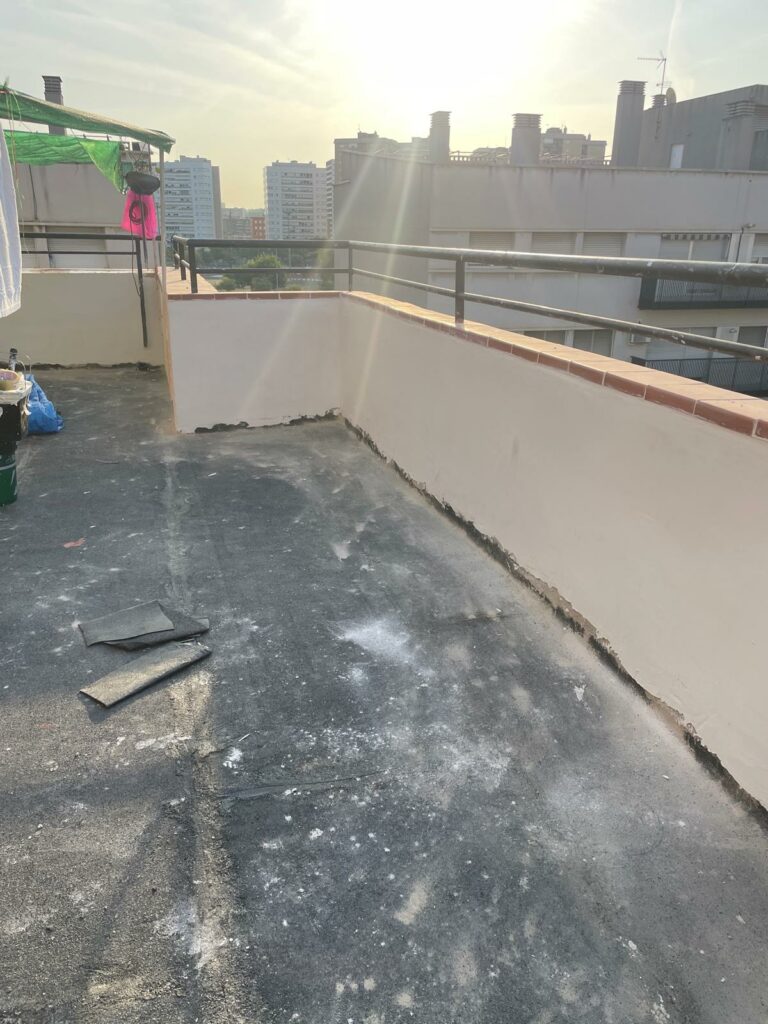 foto secundaria impermeabilización de terrazas en girona solución definitiva contra humedades y filtraciones (25)