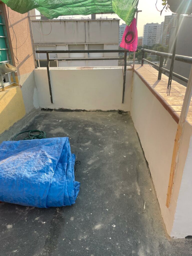 foto secundaria impermeabilización de terrazas en girona solución definitiva contra humedades y filtraciones (26)
