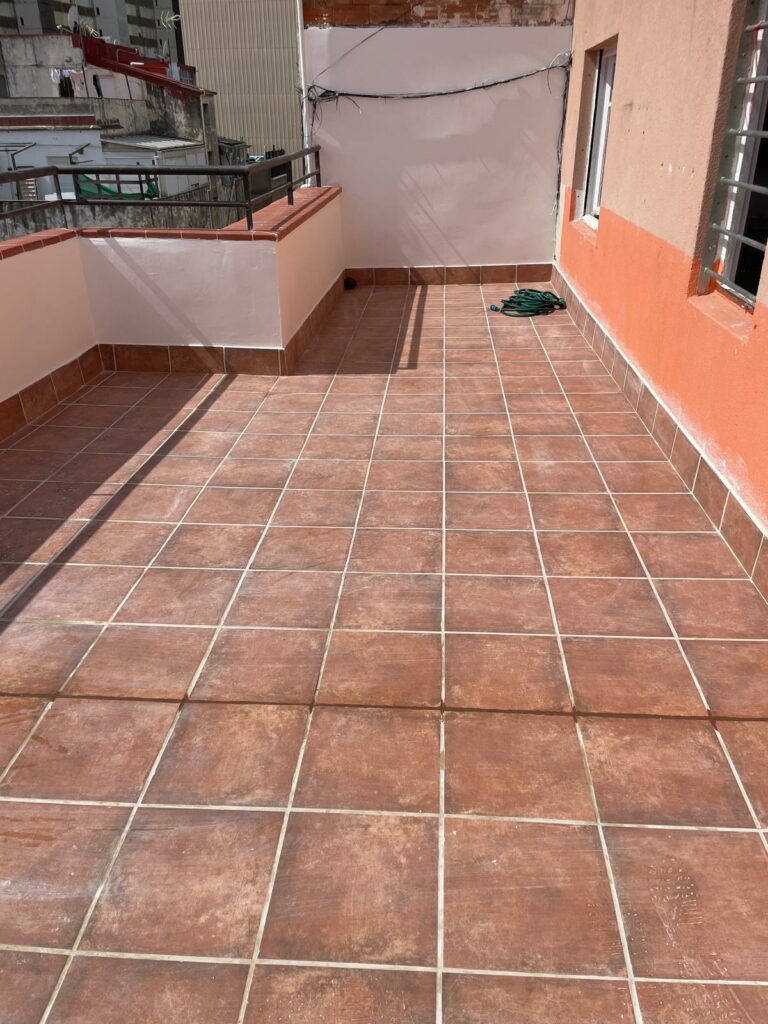 foto secundaria impermeabilización de terrazas en girona solución definitiva contra humedades y filtraciones (44)