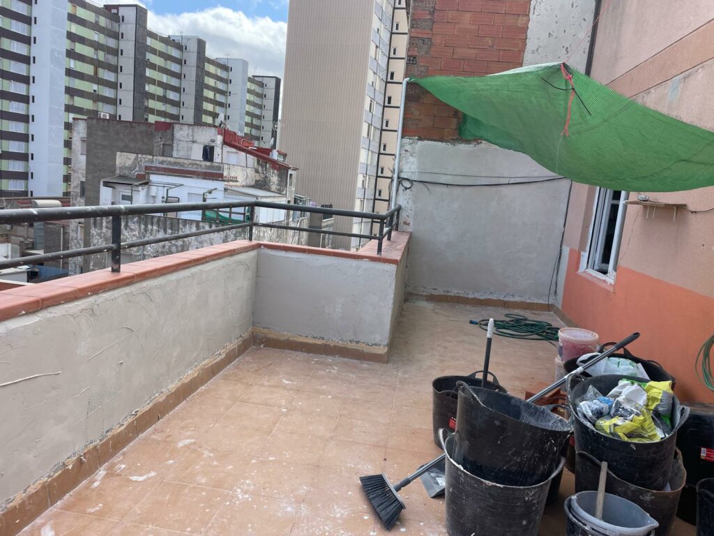 foto secundaria impermeabilización de terrazas en girona solución definitiva contra humedades y filtraciones (9)